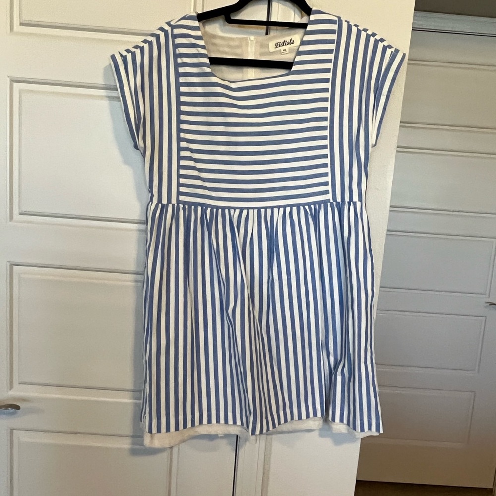 Casual, boat neck, striped dress